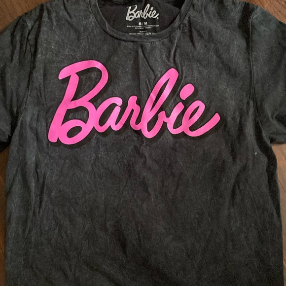 Barbie Tops - FINAL DROP🚨NWOT distressed looking gray BARBIE Barbie tshirt size medium